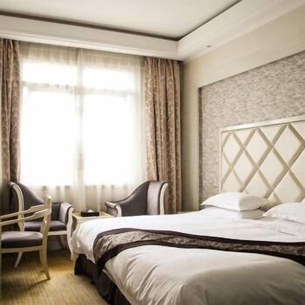 Tianhuang Hotel in Huzhou, People's Republic of China