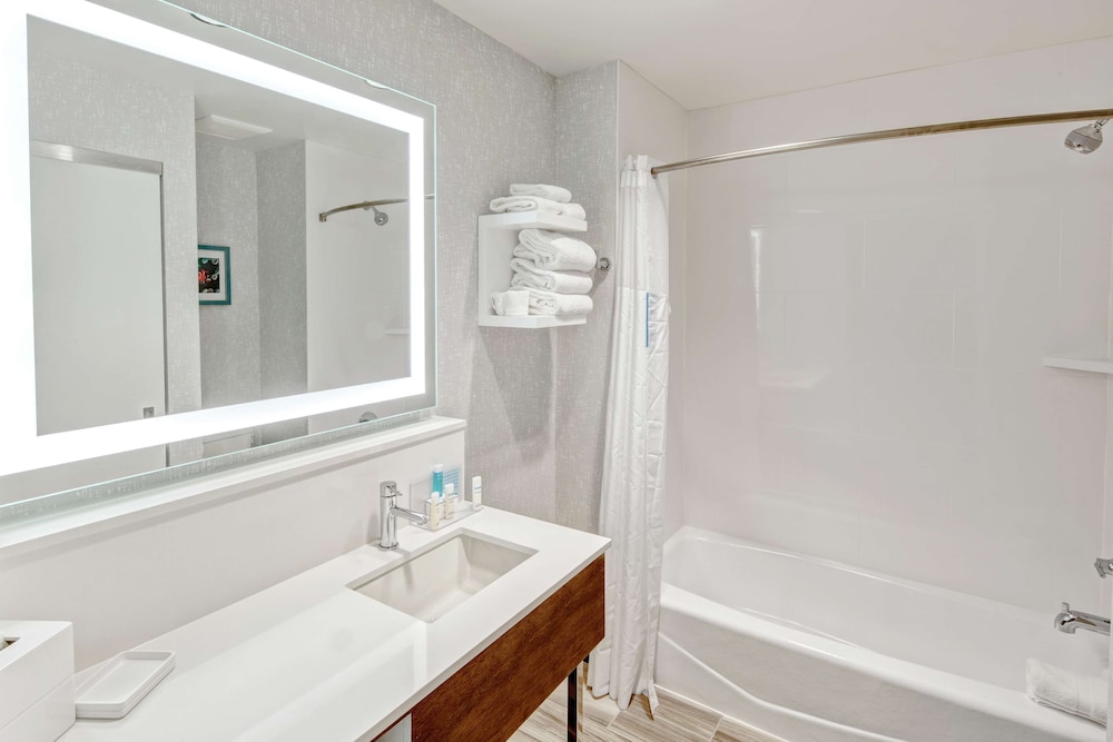 Hampton Inn Cardiff Beach Encinitas CA Near Del Mar - photo 12