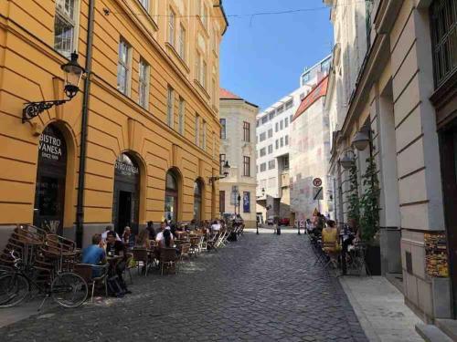I & I Apart Garage historical old town Bratislava — 4-Star Luxury Hotel in Bratislava, Slovakia