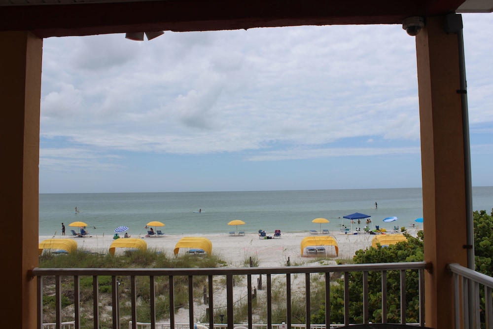 Schooner Hotel in Madeira Beach, United States