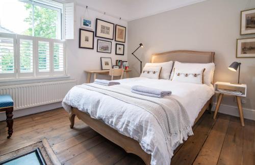 Host & Stay Terrace House on Canal — 4-Star Luxury Hotel in Worcester, United Kingdom