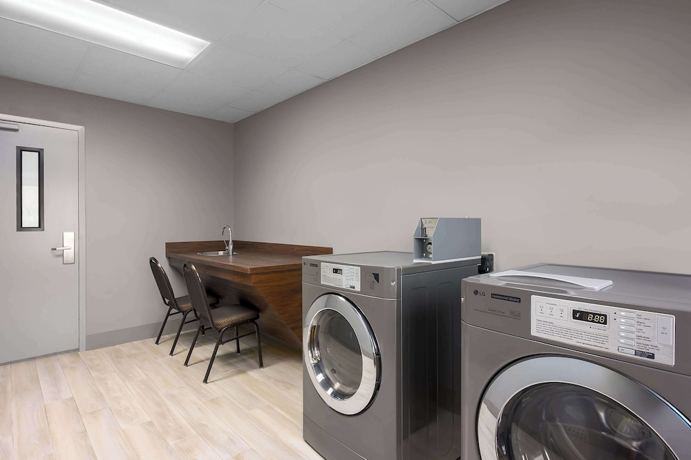 Hampton Inn & Suites Birmingham Pelham - photo 29