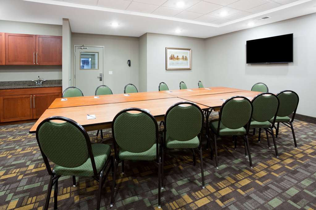 AmericInn by Wyndham Sibley - photo 19