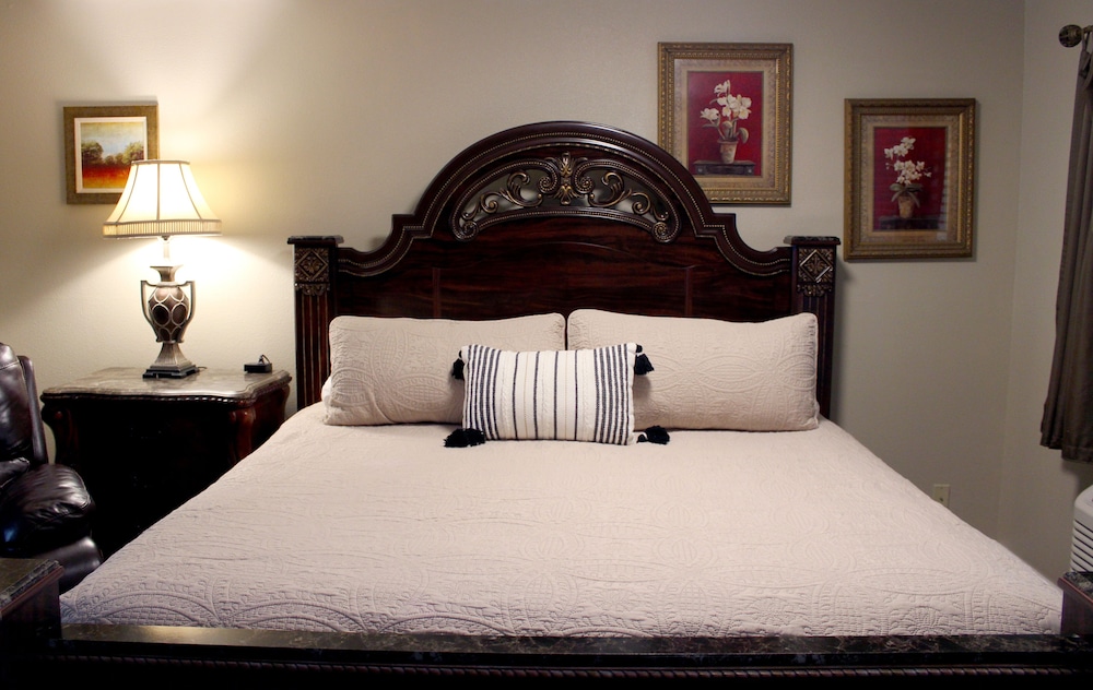 Silverton Inn & Suites - photo 14