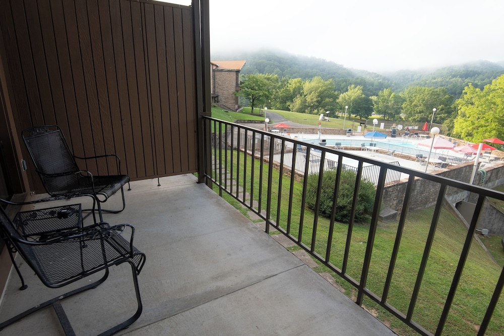 Buckhorn Lake State Resort Park - photo 11