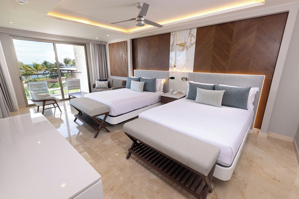 Royalton Riviera Cancun An Autograph Collection All Inclusive Resort & Casino