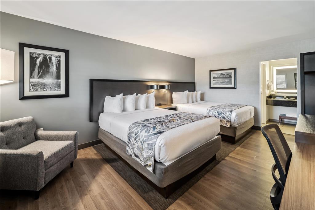 Best Western Plus Hilltop Inn - photo 11