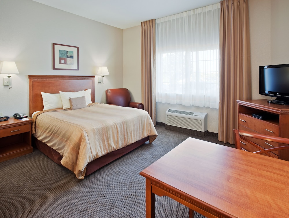 Candlewood Suites Turlock by IHG - photo 9