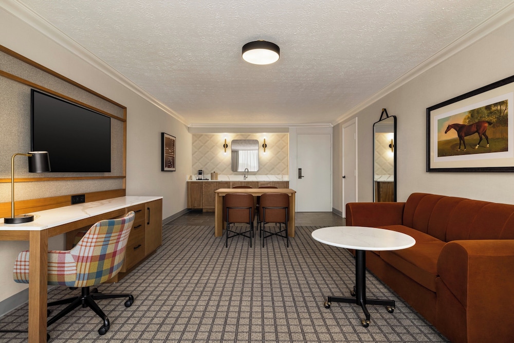 Crowne Plaza Louisville Airport Expo Ctr by IHG - photo 20