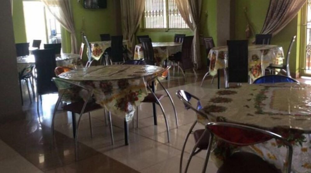 Central View Hotel - carbon neutral hotel in Kampala