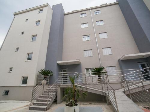 Peace 2 Apartments with parking — 4-Star Luxury Hotel in Budva, Montenegro
