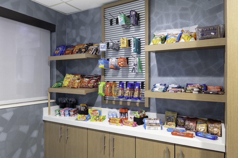 Holiday Inn Express & Suites Kimball by IHG - photo 14