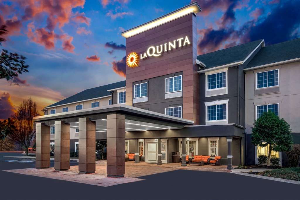 La Quinta Inn & Suites by Wyndham Cookeville - photo 4