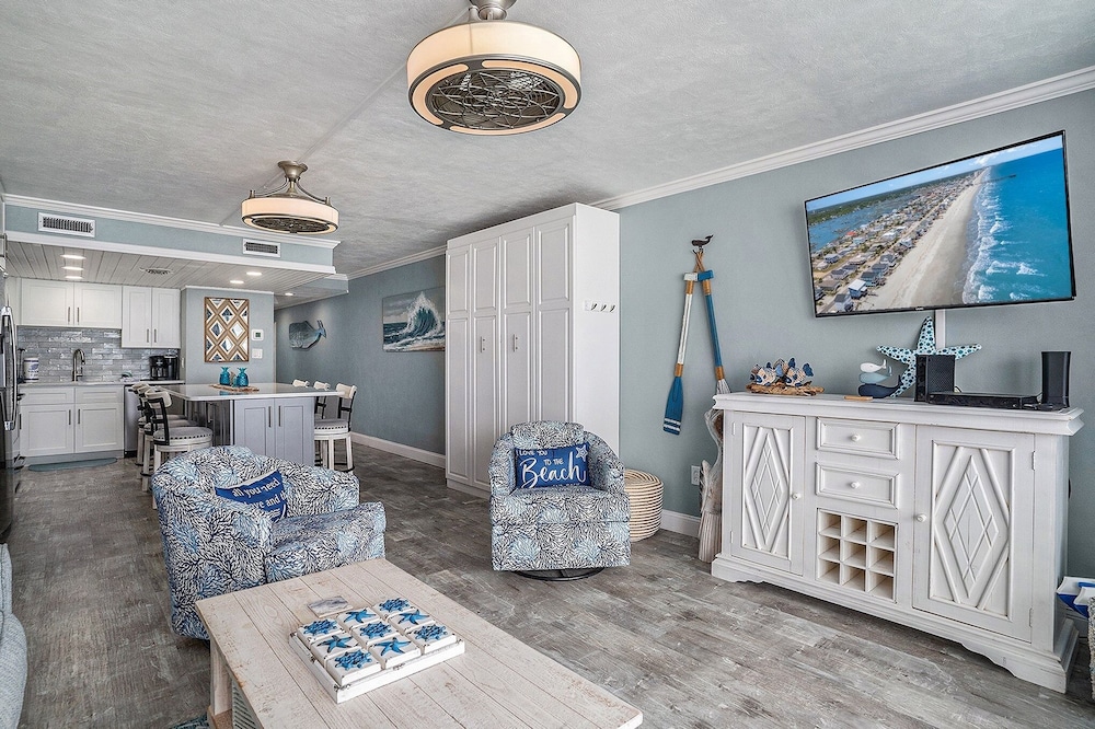 0209 Waters Edge Resort 1 Bedroom Condo by RedAwning - photo 10