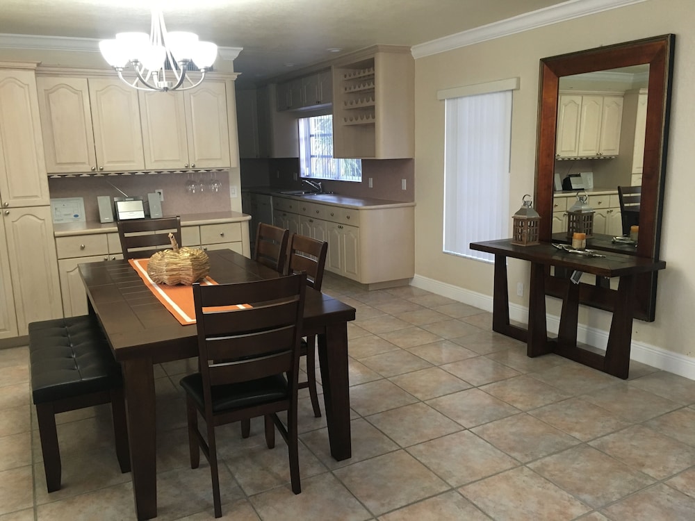 Casa del Sol Waterfront Resort Marina - photo 13