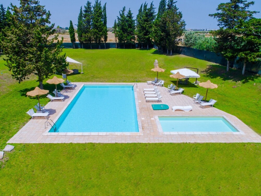 Tenuta Don Carmelo - carbon neutral hotel in Lecce