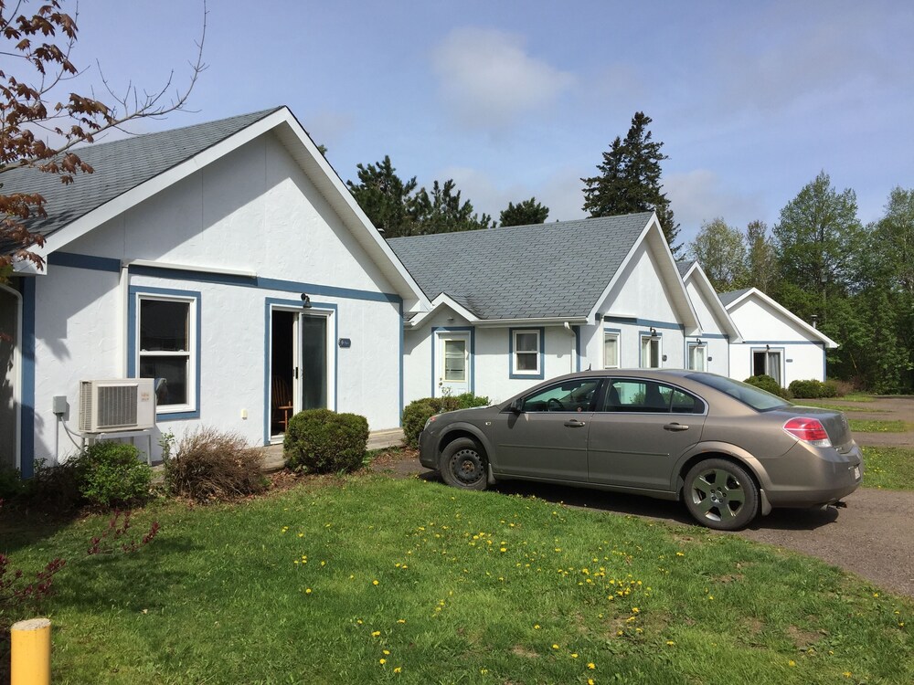 Les Petits Chalets 9 — Shediac