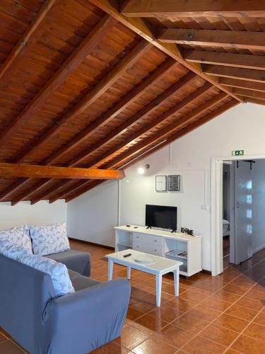 Santo Cristo Loft — 4-Star Luxury Hotel in Lajes Das Flores, Portugal