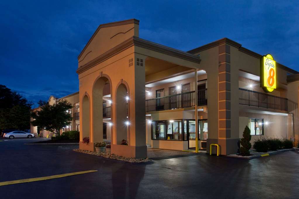 Super 8 by Wyndham Knoxville West Farragut - featured photo
