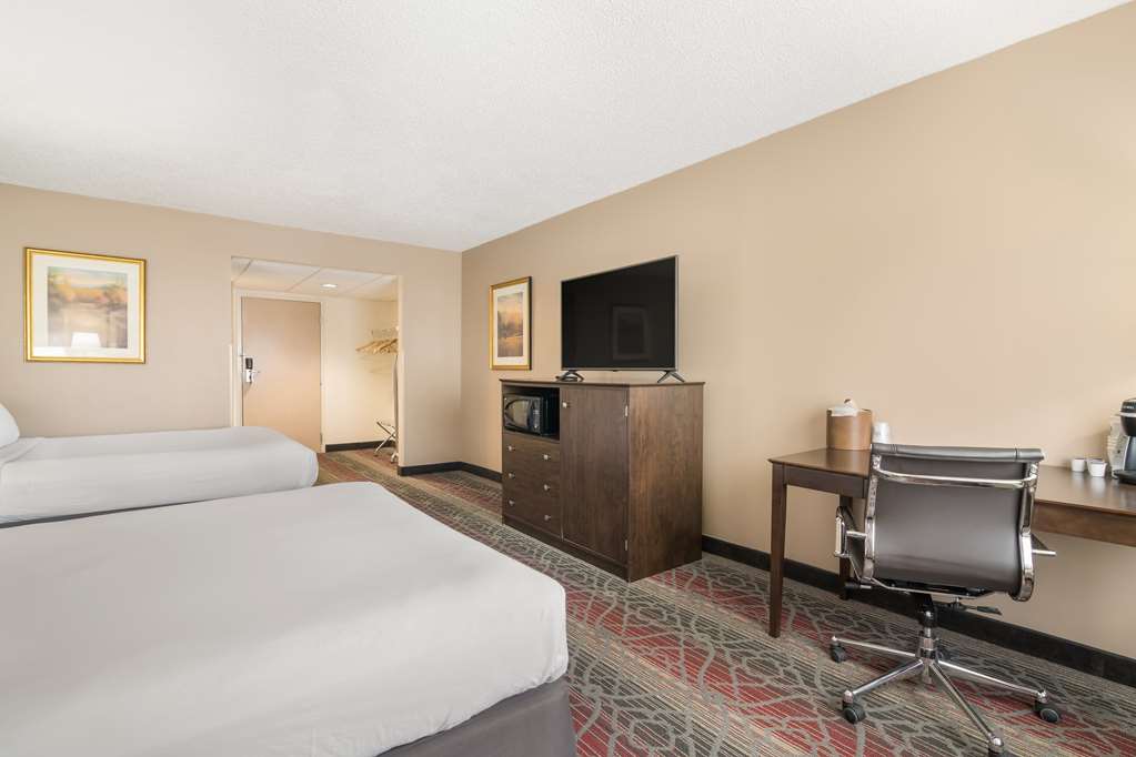 Best Western Saranac Lake - photo 22