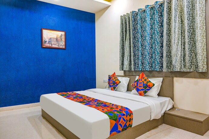 Fabexpress The Whistler in Bhopal, India