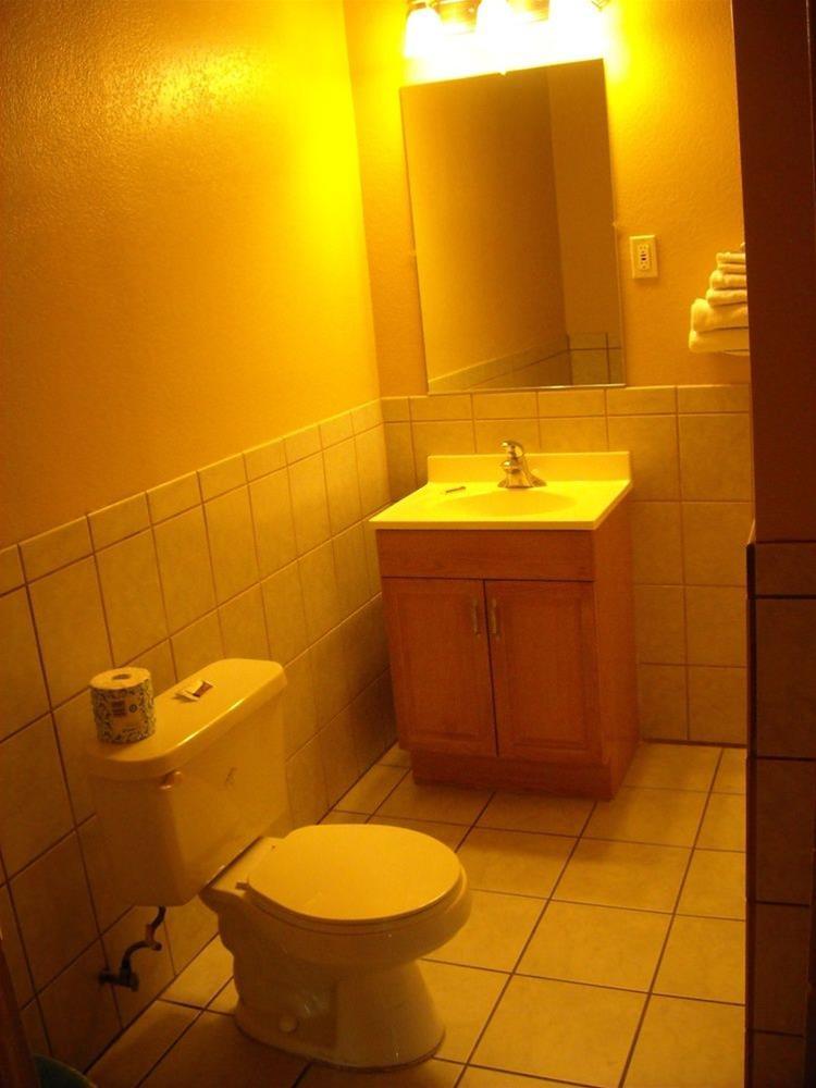 Coronado Inn - photo 18