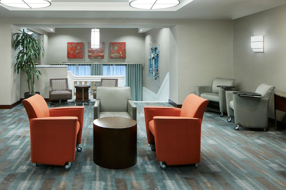 River Hotel - photo 46