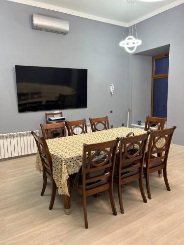 Play and Party Apartment PS5 Bar Zone Центр — 4-Star Luxury Hotel in Odessa, Ukraine