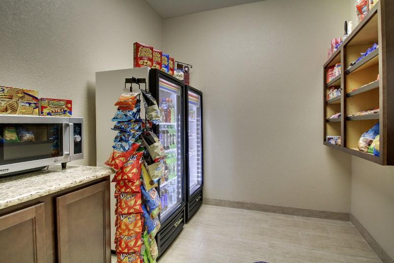 Cobblestone Inn and Suites Fort Dodge - photo 15