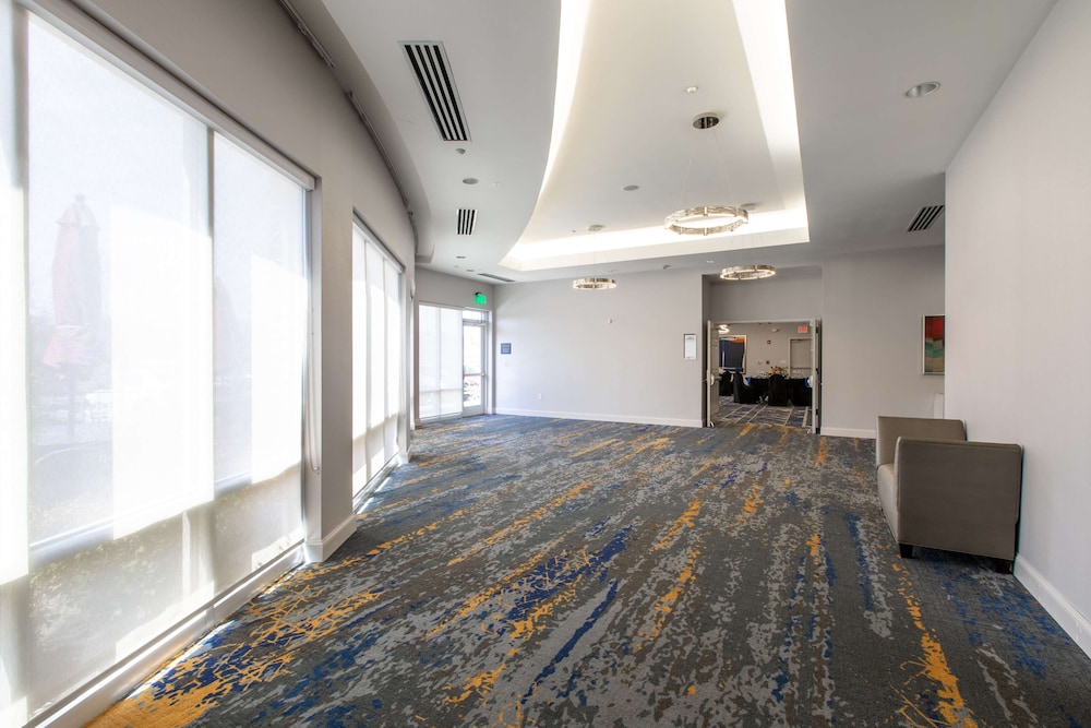 Hilton Garden Inn Lynchburg - photo 56