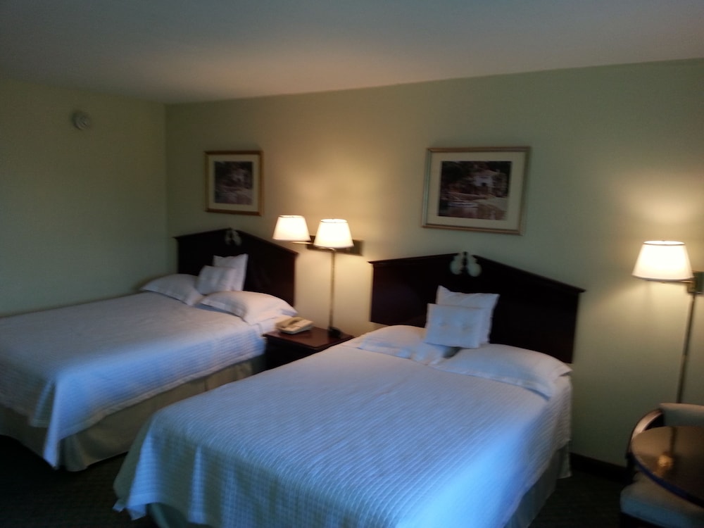 Chateaubleau Hotel - photo 12