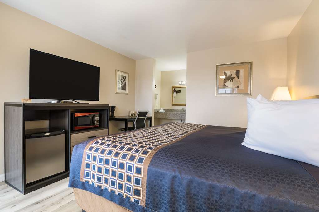 Americas Best Value Inn Refugio - photo 14