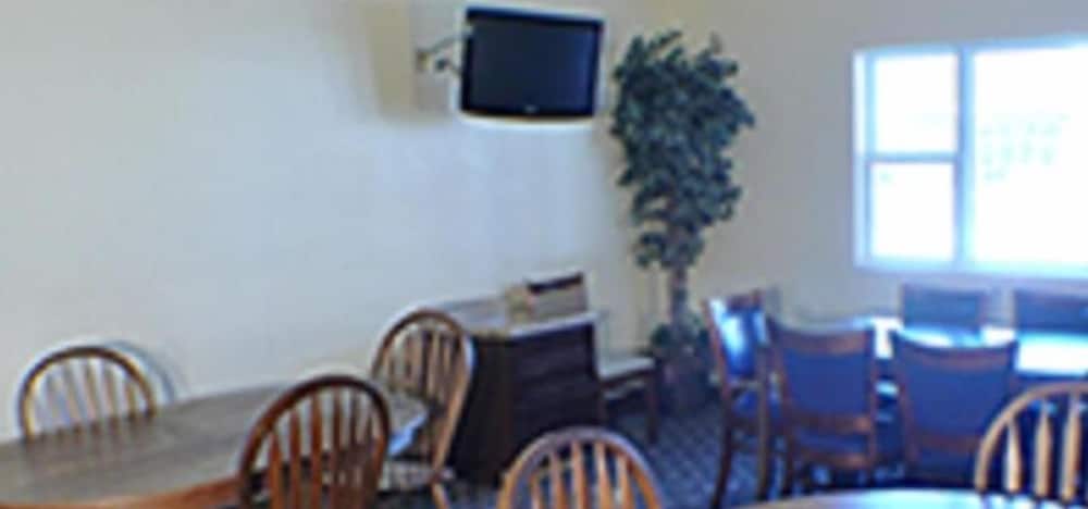 Blue Spruce Inn - photo 28