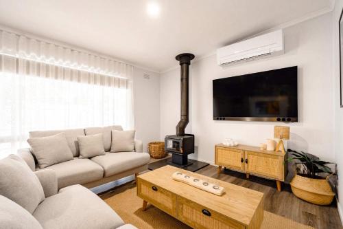 Ocean Break Away 500m to the Beach in Ocean Grove, Australia