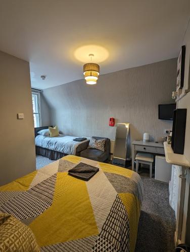 Caversham Lodge