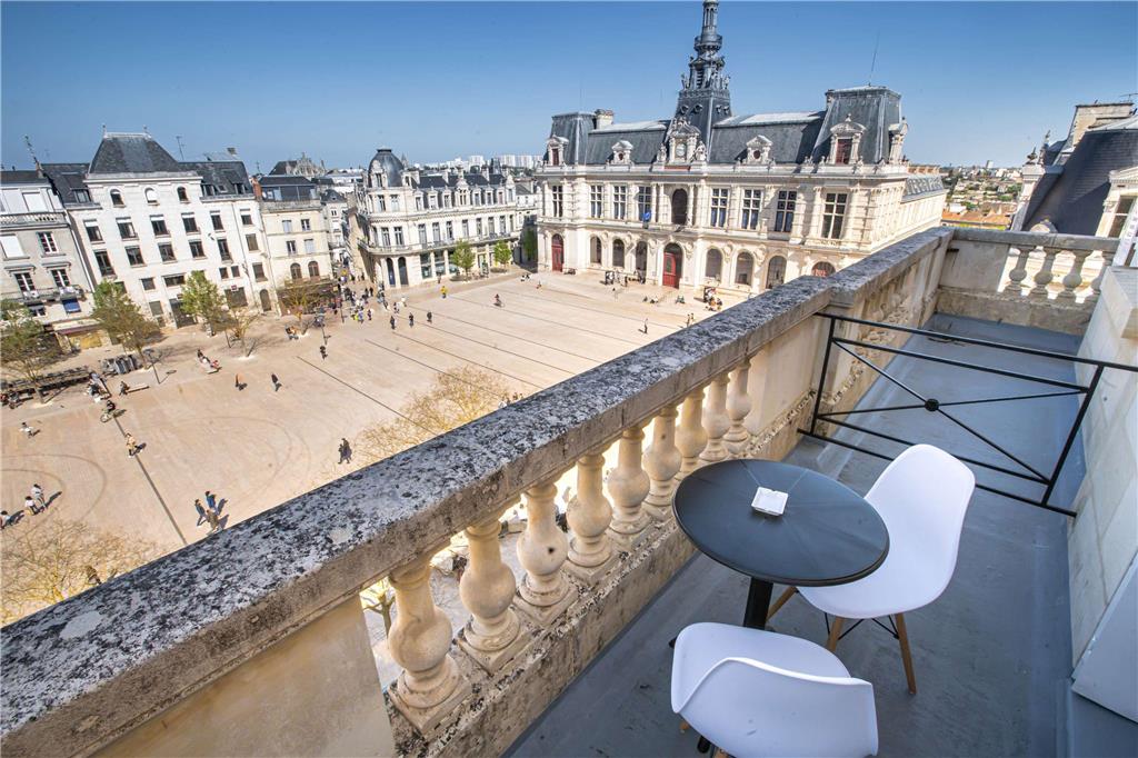 Hotel Central - carbon neutral hotel in Poitiers