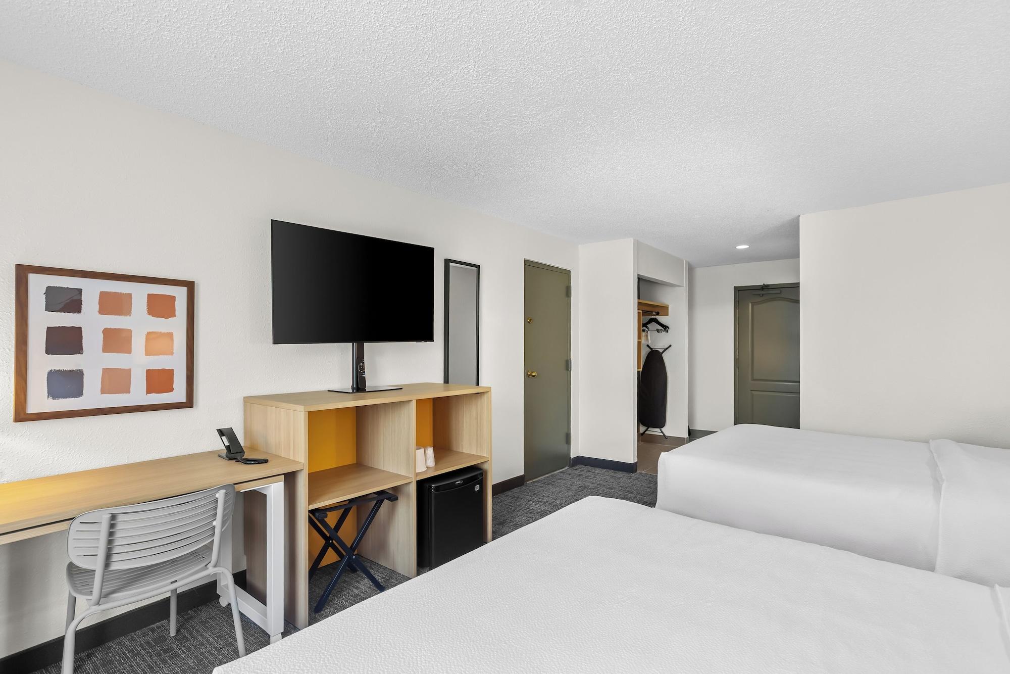 Spark by Hilton Des Plaines Chicago O'Hare - photo 21