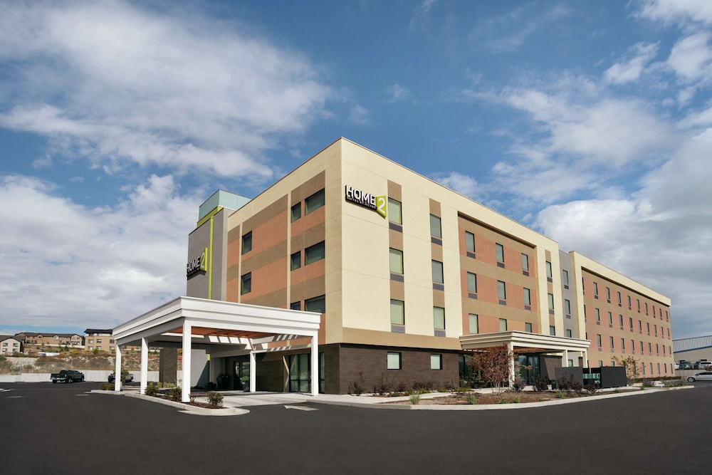 Home2 Suites by Hilton Elko - carbon neutral hotel in Elko