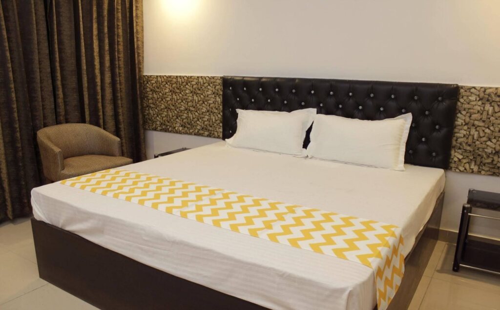 FabHotel Blueberry Hauz Khaz