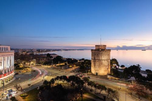 Phos White Tower #Skgbnb in Thessaloniki, Greece