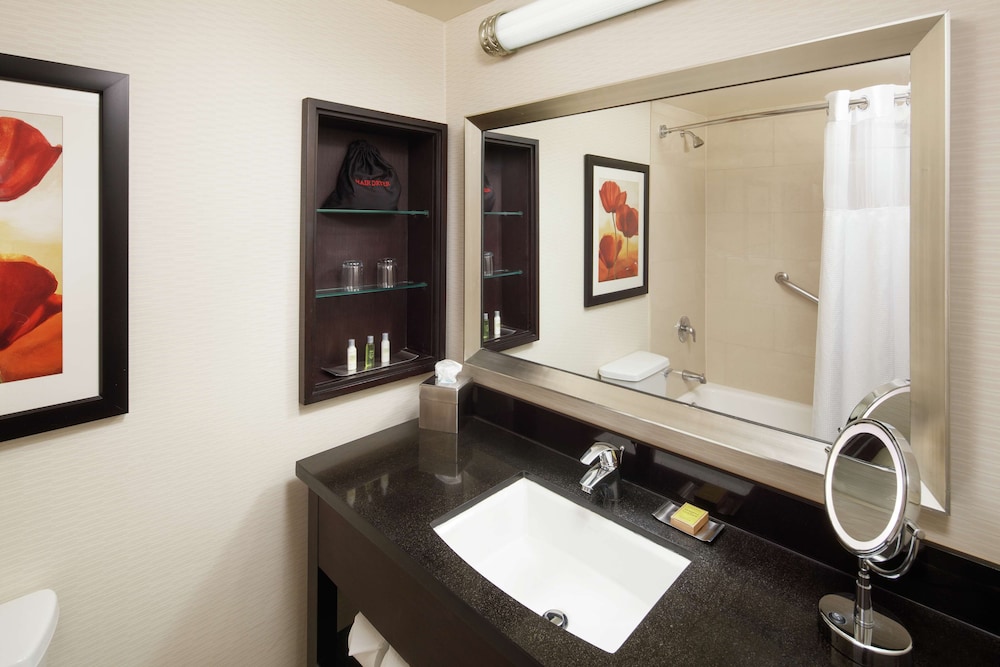 DoubleTree By Hilton San Diego Hotel Circle - photo 15