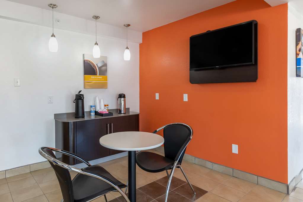 Motel 6 Bryan TX University Area - photo 32