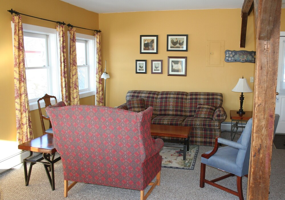The Wildflower Inn - photo 6