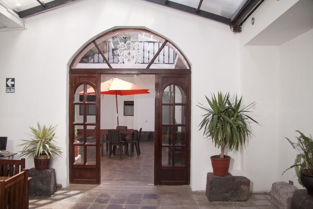 Yabar Hotel Plaza — Cusco — photo 3