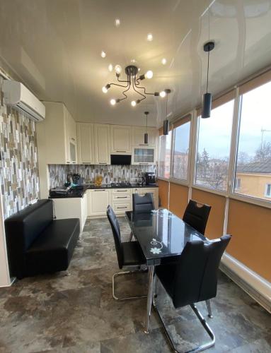 Apartment Premium Vip — 4-Star Luxury Hotel in Berdychiv, Ukraine
