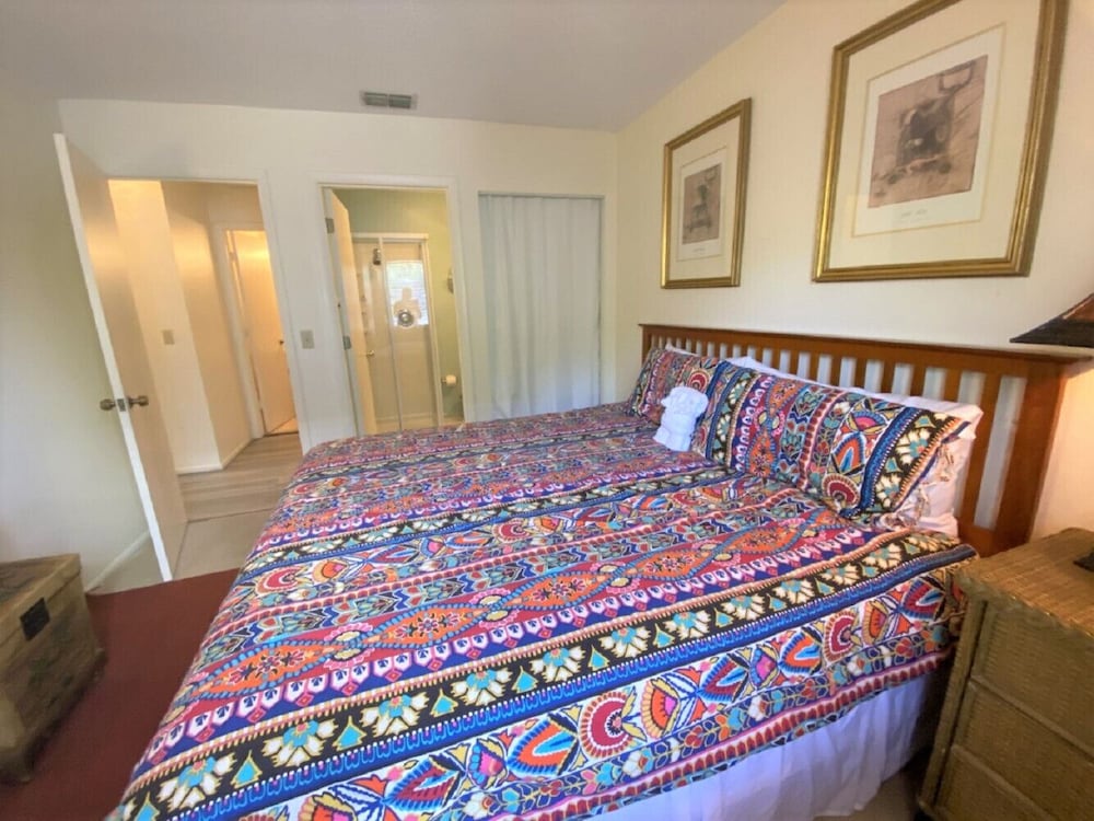 Banana Cabana and Cottage - photo 5