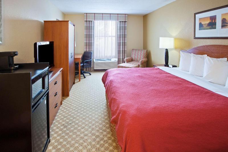Quality Inn & Suites - photo 8