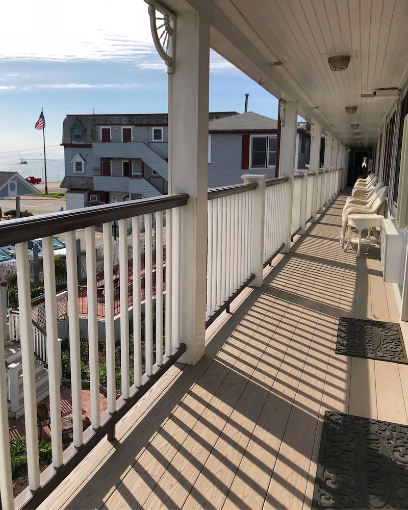 MV Surfside Hotel - photo 97