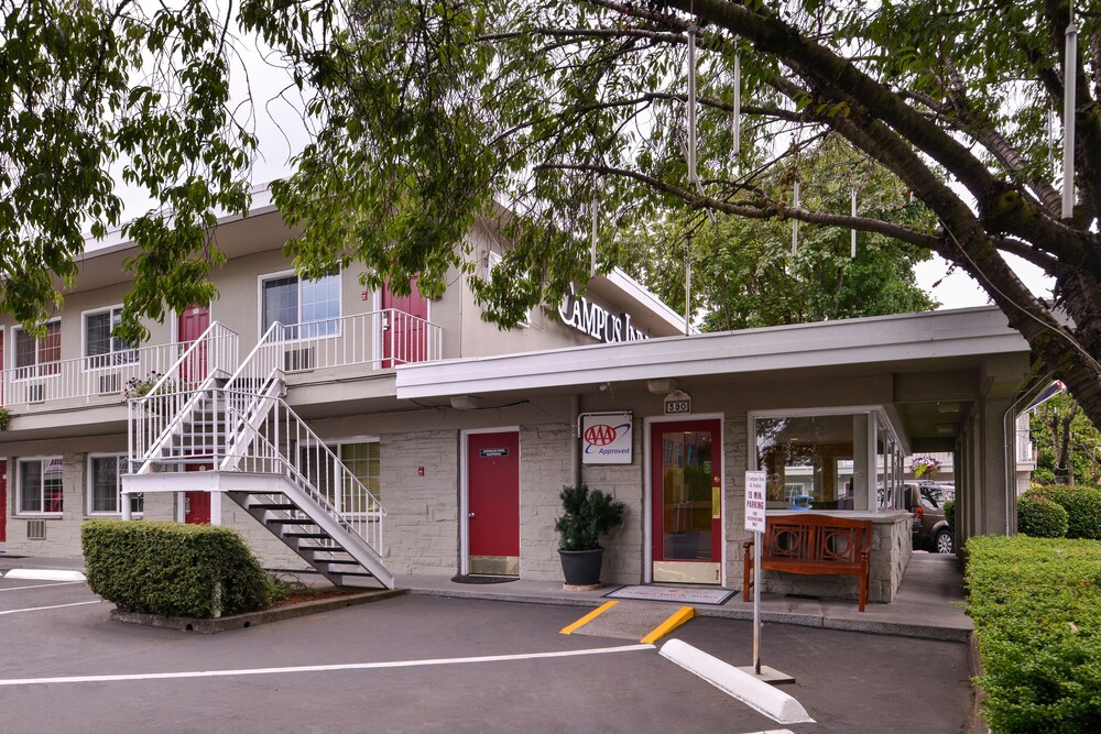 Campus Inn & Suites Eugene Downtown - photo 38