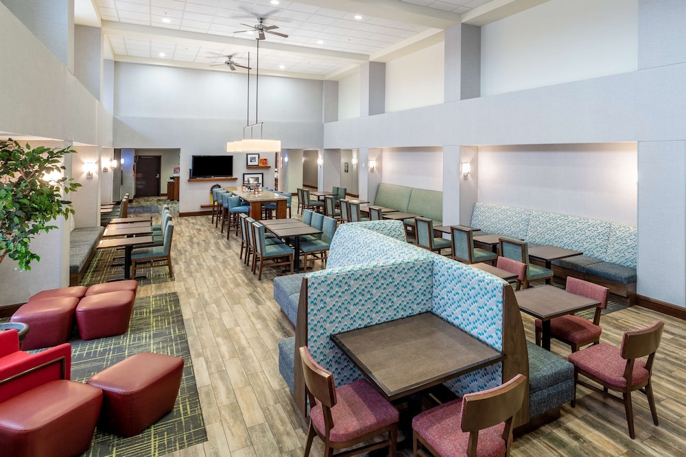 Hampton Inn Suites Minneapolis St Paul Arpt Mall of America - photo 36